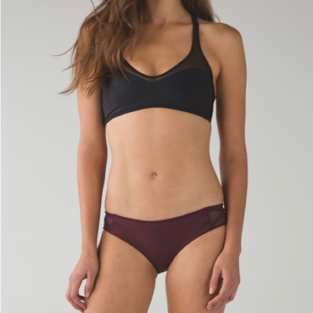 Lululemon Water: Surf To Sand Hipster
Bordeaux Drama